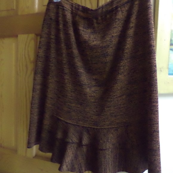 Exclusively MISOOK Skirt with a Flare~Bronze + Black Heathered ~Pleat Accents~2X - Picture 9 of 10